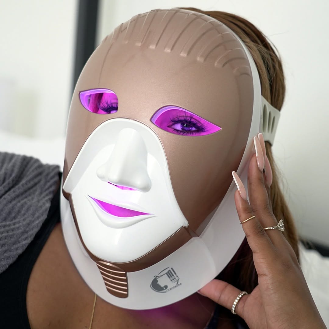 Buudy 7 Colour LED Mask purple light therapy mode for skin rejuvenation in the UK